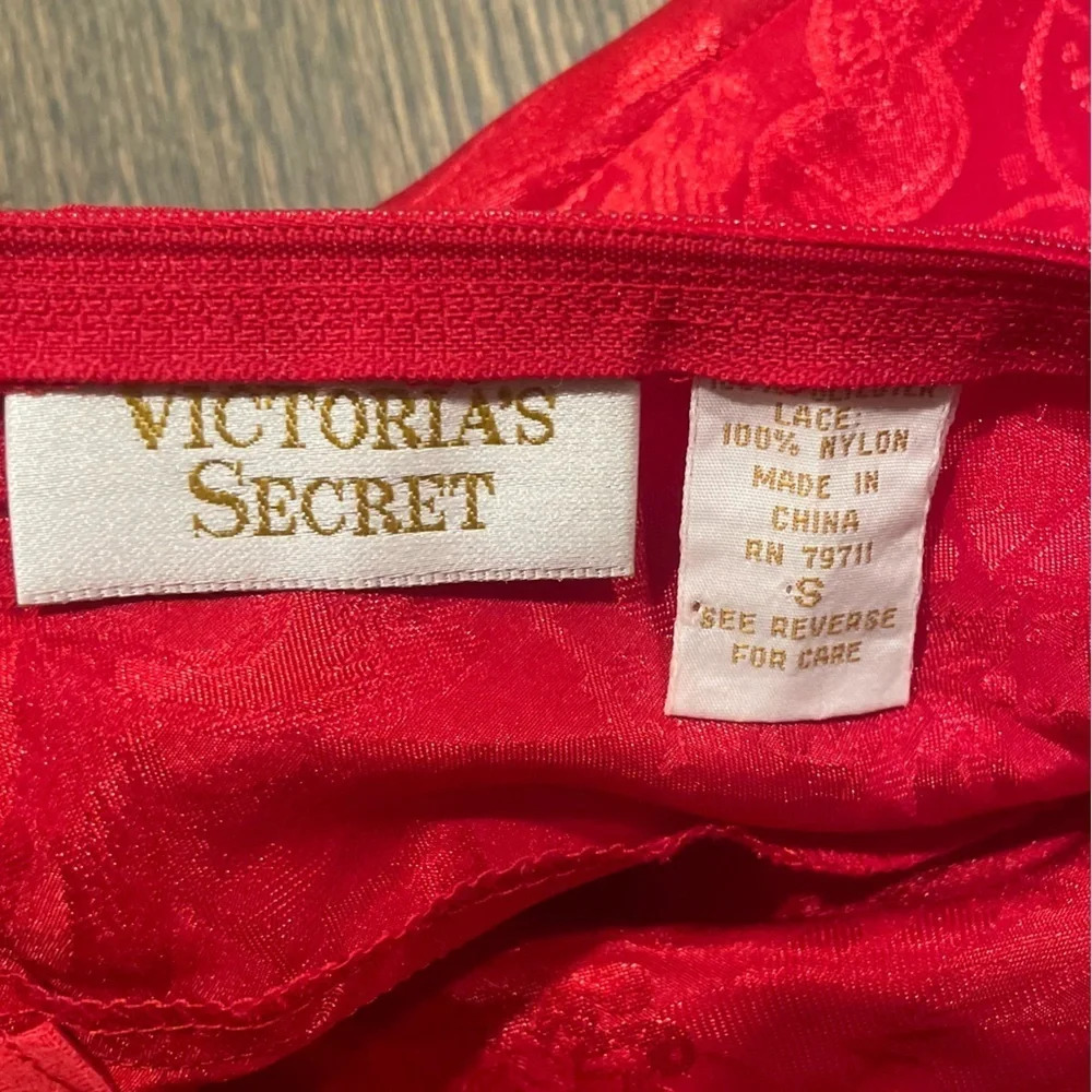Vintage Victoria’s Secret Gold Label Red Brocade Teddy One Piece Bow Lingerie - Picture 7 of 13